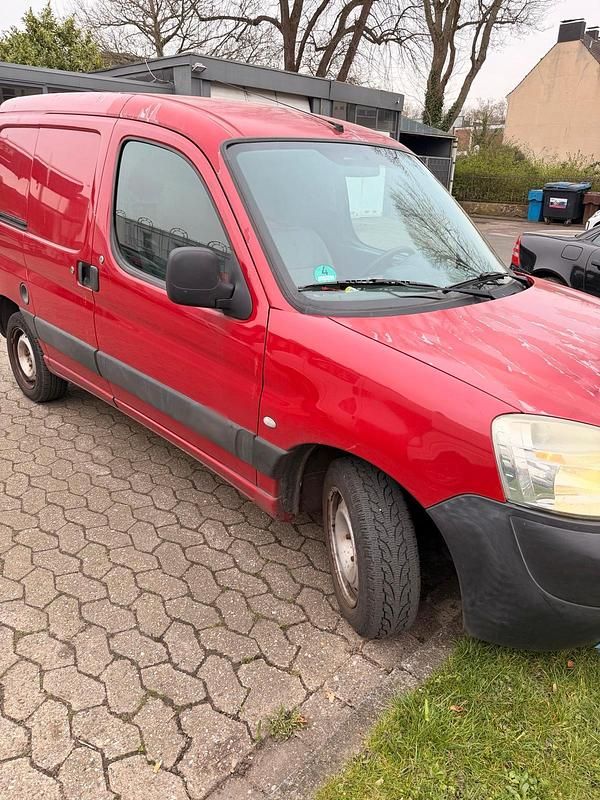 Gebraucht Citroën Berlingo 75 PS (55 kW) 2003 Rot Van / Kleinbus