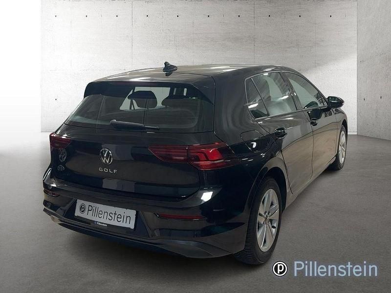 Gebraucht VW Golf VIII Life 116 PS (85 kW) 2024 Schwarz Limousine