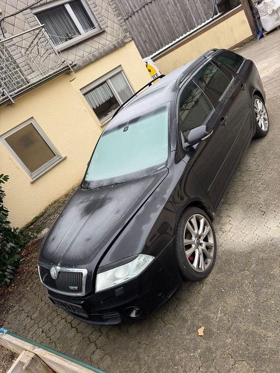 Schwarz Gebraucht 2006 Skoda Octavia RS Kombi | 3.000 € (Fairer Preis) - Bild 1/4