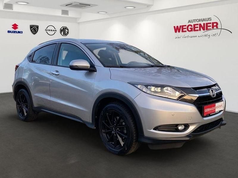 Gebraucht Honda HR-V 131 PS (96 kW) 2016 Alabaster silver m. SUV