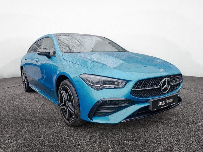 Gebraucht Mercedes CLA250e Shooting Brake AMG 218 PS (160 kW) 2025 Blau hyperblau Kombi