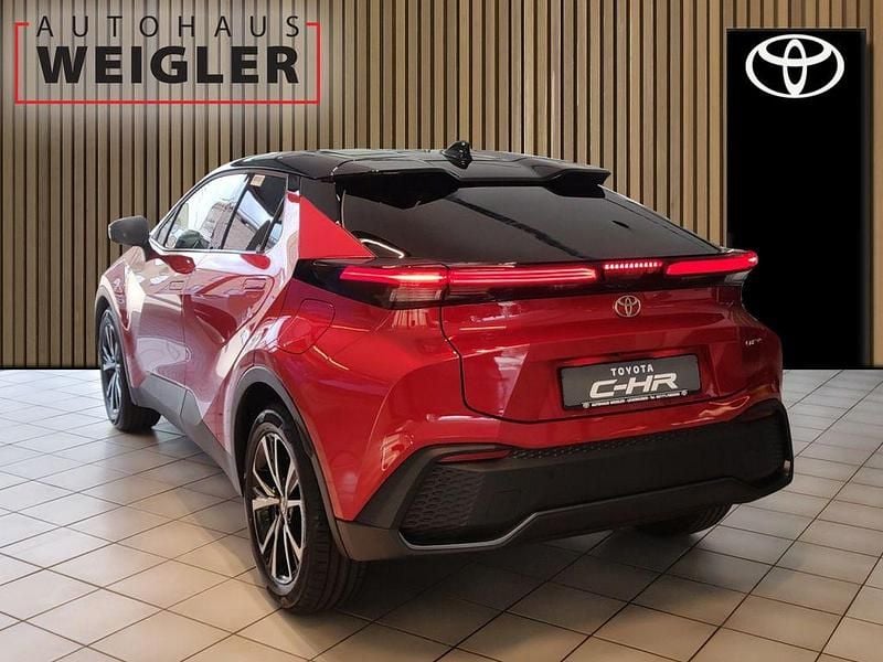 Neu Toyota C-HR Team 197 PS (144 kW) 2025 Rot SUV
