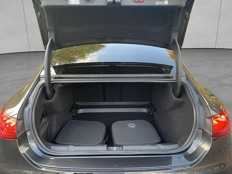 Gebraucht Mercedes EQE350 Electric Art 214 kW (292 PS) 2023 Grau Limousine