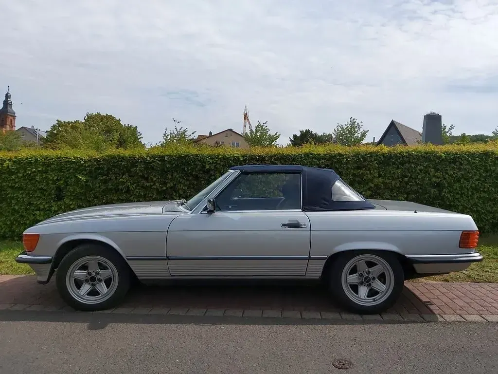 Gebraucht Mercedes SL300 179 PS (131 kW) 1986 Grau Cabrio