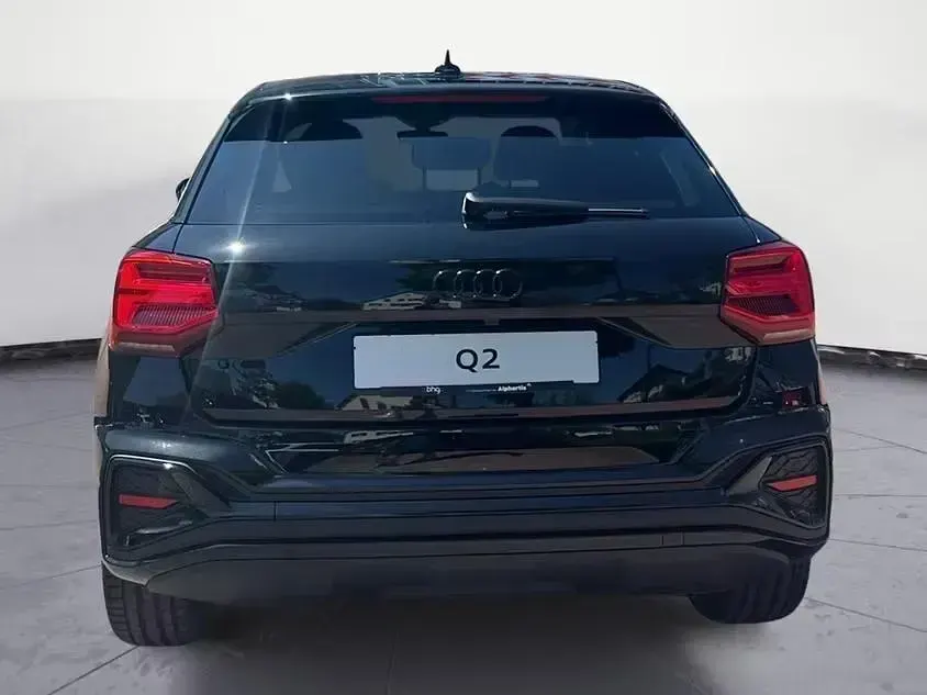 Gebraucht Audi Q2 S-Line 150 PS (110 kW) 2025 Schwarz SUV