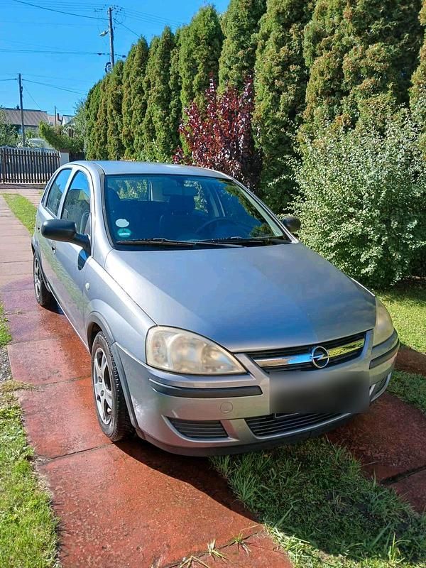 Silber Gebraucht 2005 Opel Corsa Kleinwagen | 500 € (Superpreis) - Bild 1/4
