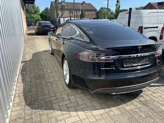 Gebraucht Tesla Model S 386 kW (525 PS) 2016 Schwarz Kleinwagen