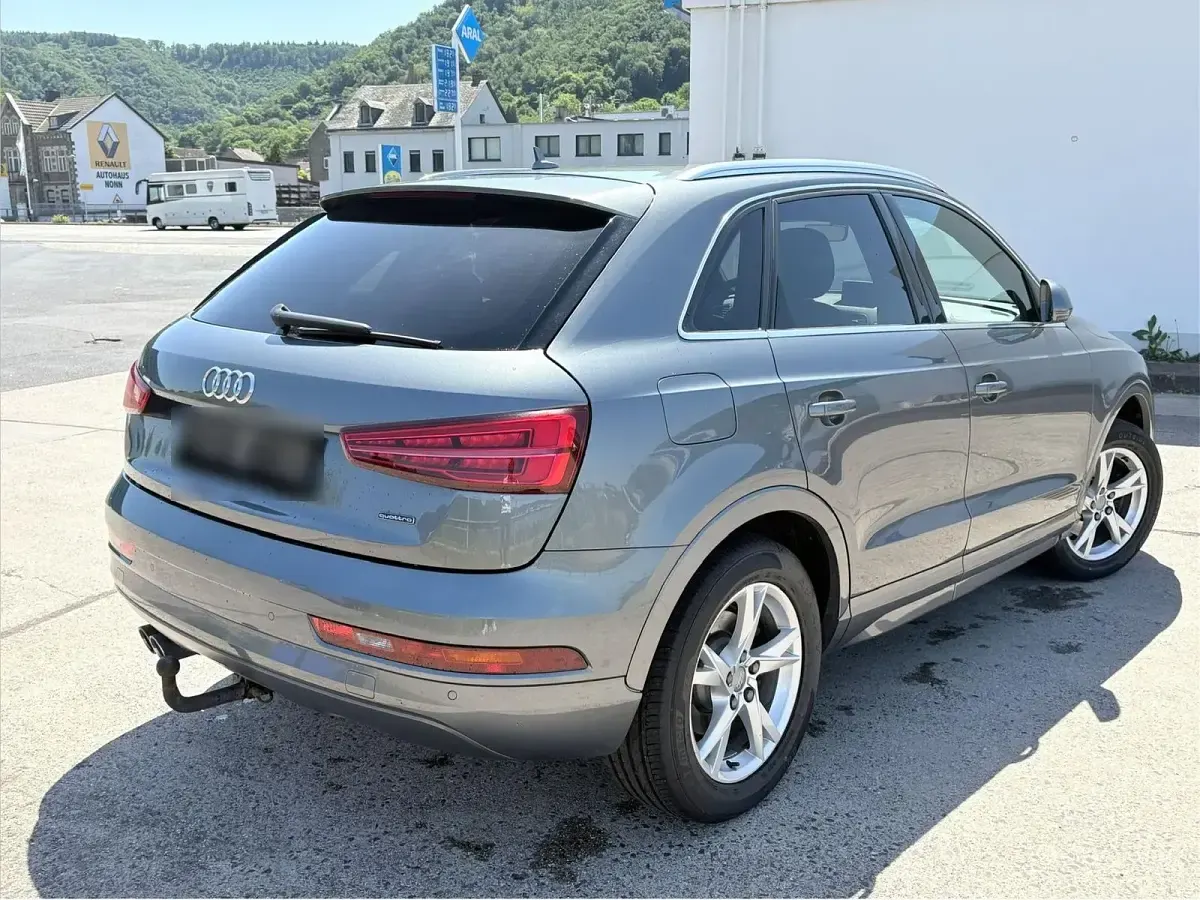 Używany Audi Q3 150 KM (110 kW) 2017 Szary SUV