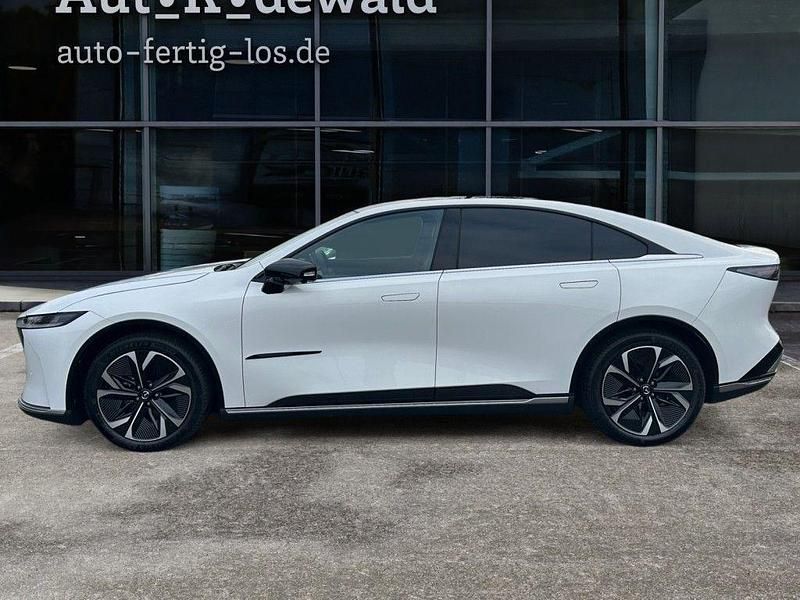 Neu Mazda 6e Takumi-Line 189 kW (258 PS) 2026 Crystal white pearl metallic Limousine