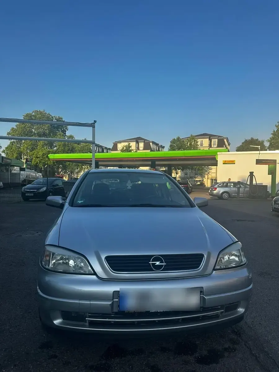 Gebraucht Opel Astra 106 PS (77 kW) 1999 Grau Kleinwagen