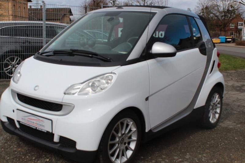 Gebraucht Smart ForTwo Cabrio 71 PS (52 kW) 2009 Weiß Cabrio