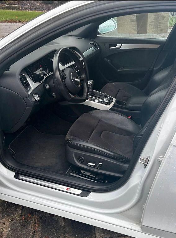 Gebraucht Audi A4 Ambiente 177 PS (130 kW) 2015 Weiß Kombi