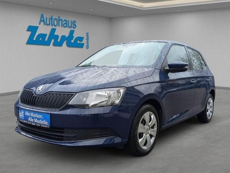 Pacificblau Gebraucht 2015 Skoda Fabia Cool Edition Kleinwagen | 8.900 € (Fairer Preis) - Bild 1/4