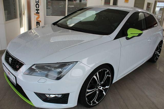 Weiß Gebraucht 2014 Seat Leon SC FR Kleinwagen | 11.990 € (Fairer Preis) - Bild 1/4