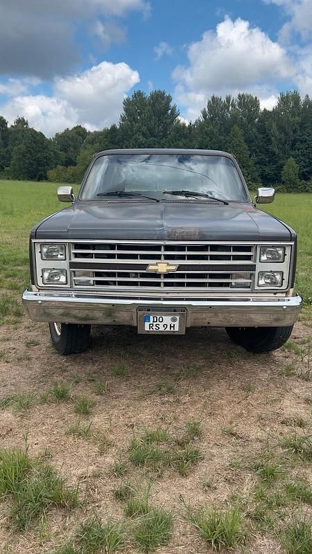 Gebraucht Chevrolet Suburban 230 PS (169 kW) 1985 Braun SUV