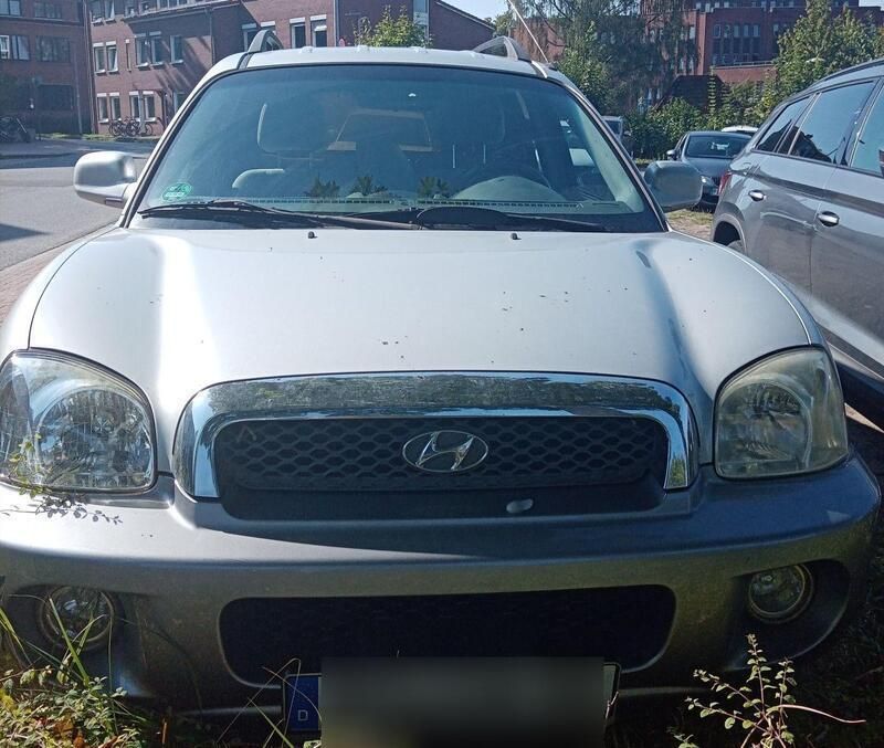Grau Gebraucht 2005 Hyundai Santa Fe GLS SUV | 2.200 € (Fairer Preis) - Bild 1/4