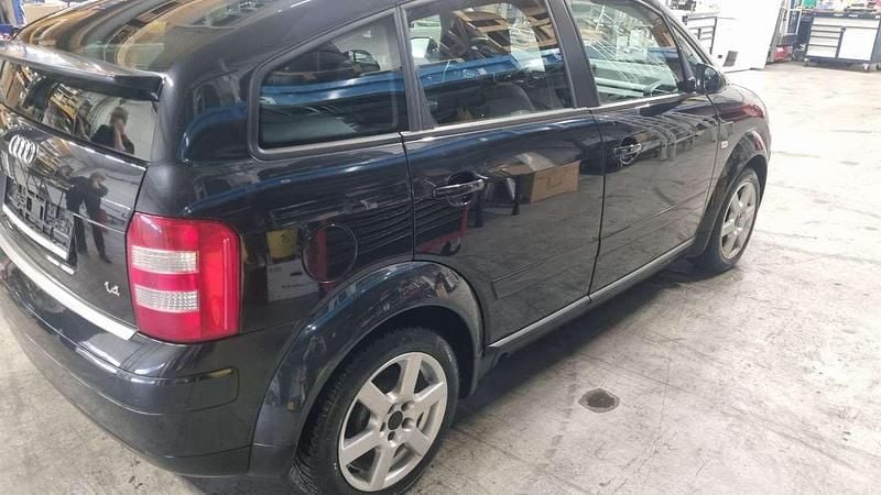 Gebraucht Audi A2 75 PS (55 kW) 2005 Kleinwagen