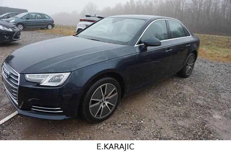Blau Gebraucht 2016 Audi A4 Sport Limousine | 18.850 € (Fairer Preis) - Bild 1/4