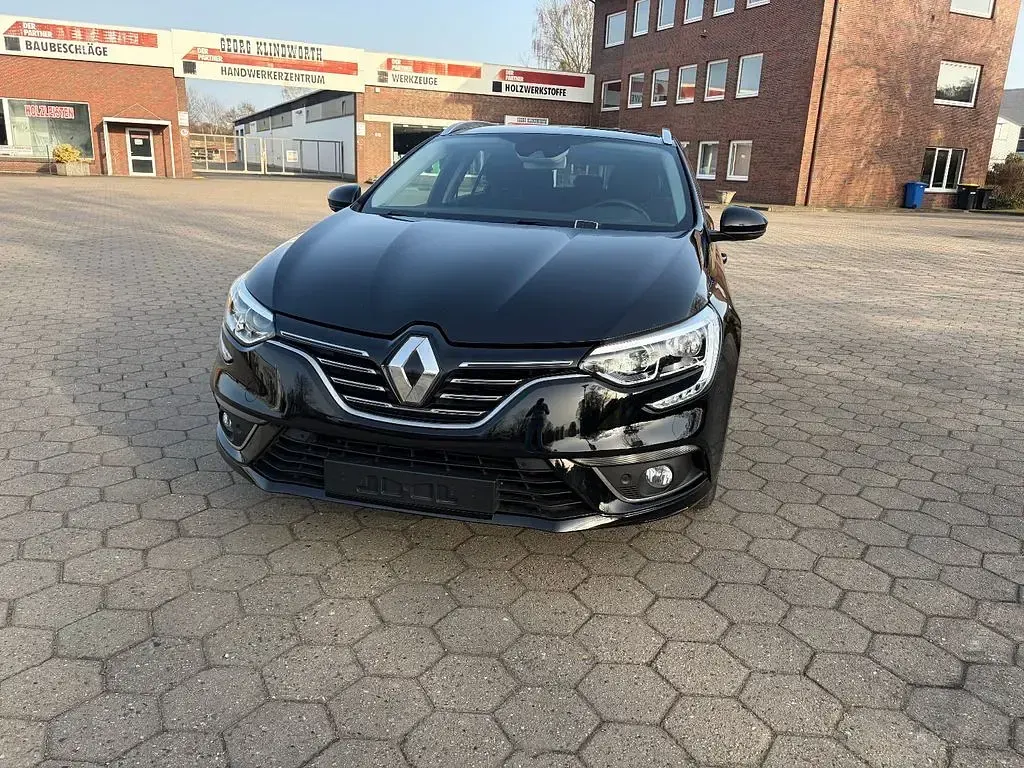 Usata Renault Mégane 116 CV (85 kW) 2019 Nero Berlina