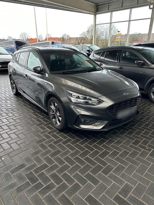Gebraucht Ford Focus ST-Line 125 PS (91 kW) 2020 Grau Kombi