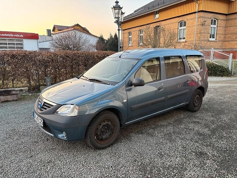 Blau Gebraucht 2007 Dacia Logan Kombi | 1.490 € (Guter Preis) - Bild 1/4