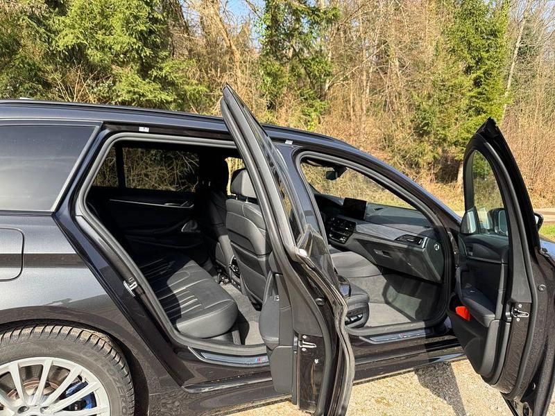 Gebraucht BMW 540 Performance 340 PS (250 kW) 2020 Schwarz Kombi