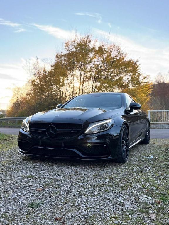 Schwarz Gebraucht 2016 Mercedes C63 AMG AMG Coupé | 49.900 € (Teuer) - Bild 1/4