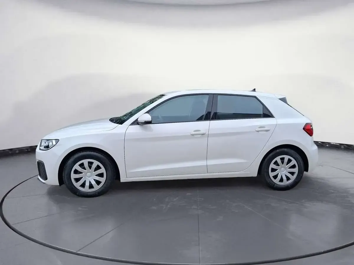 Gebraucht Audi A1 95 PS (69 kW) 2023 Cortinaweiß SUV