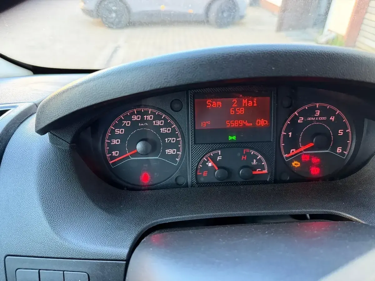 Gebraucht Citroën Jumper 140 PS (102 kW) 2020 Rot Van / Kleinbus