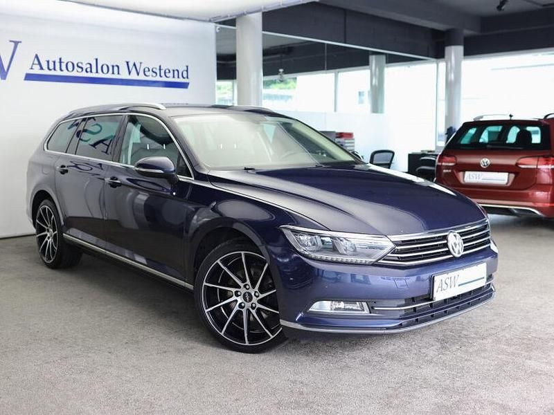 Blau Gebraucht 2017 VW Passat Highline Kombi | 11.980 € (Guter Preis) - Bild 1/4