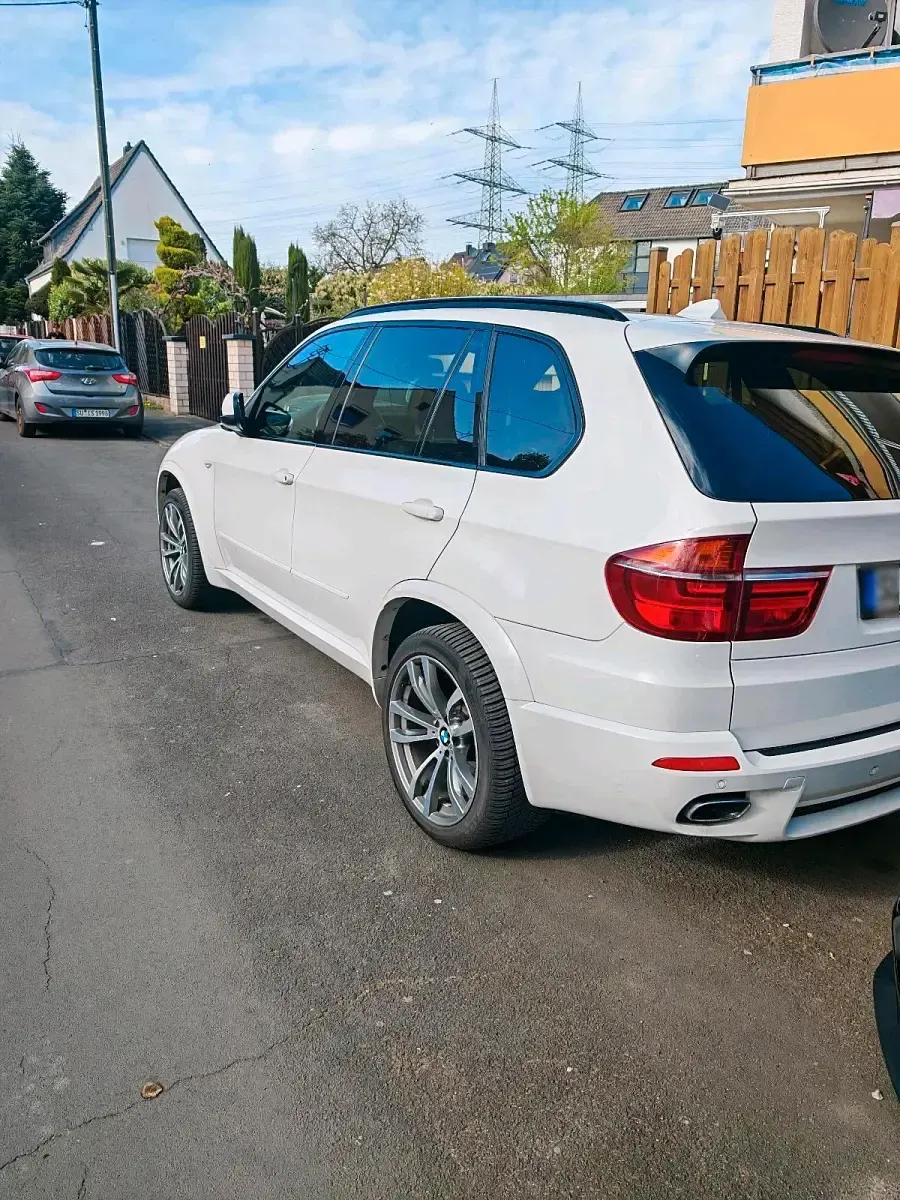 Gebraucht BMW X5 M Sport 306 PS (225 kW) 2011 Weiß SUV