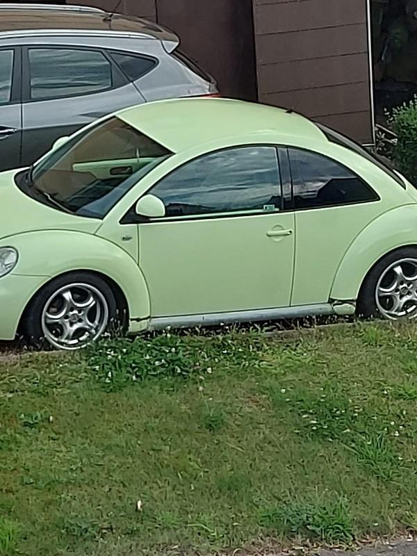 Gebraucht VW Beetle 115 PS (84 kW) 1999 Gelb Kleinwagen