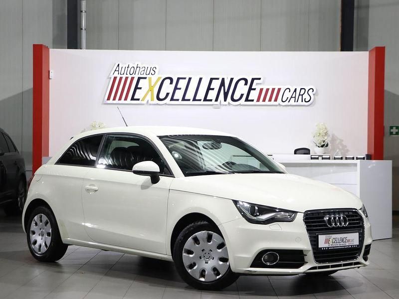 Weiß Gebraucht 2010 Audi A1 Attraction Kleinwagen | 5.991 € (Fairer Preis) - Bild 1/4