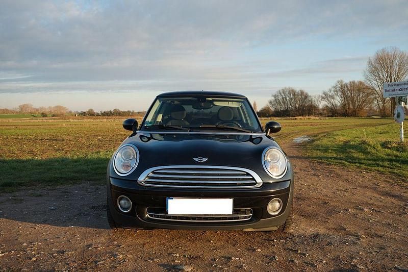 Gebraucht Mini Cooper 120 PS (88 kW) 2009 Schwarz Kleinwagen