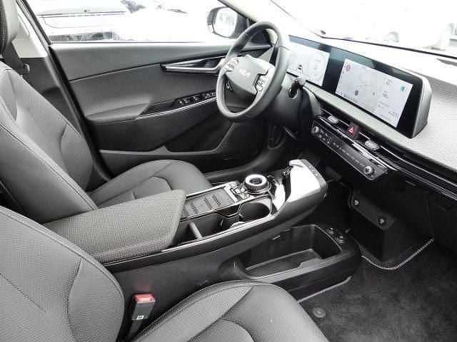 Neu Kia EV6 Air 125 kW (170 PS) 2025 Klg) steel grey m (grau SUV