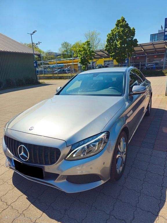 Gebraucht Mercedes C200 184 PS (135 kW) 2015 Grau Limousine
