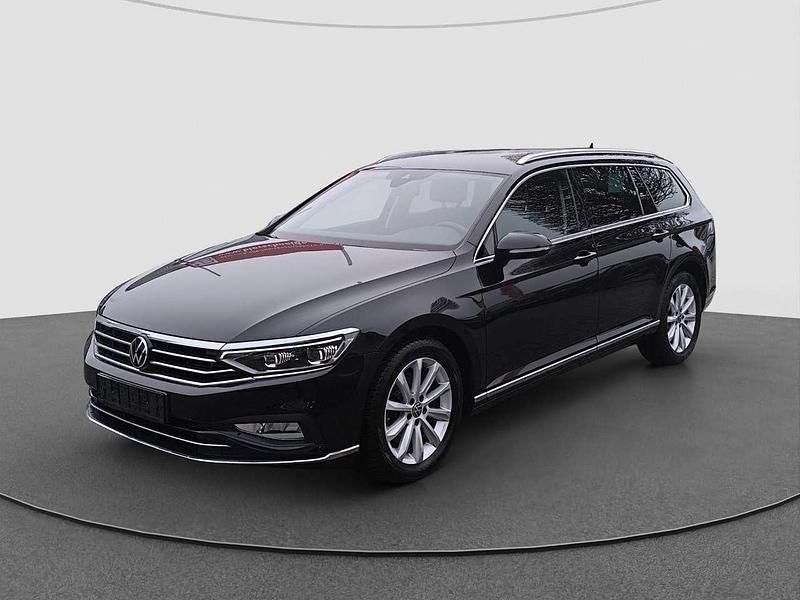 Gebraucht VW Passat Elegance 150 PS (110 kW) 2021 Schwarz Kombi