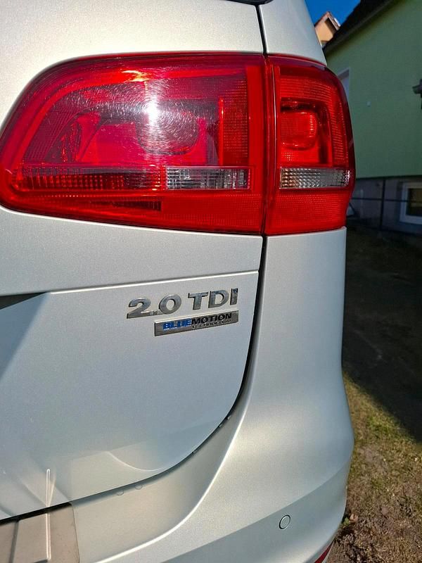 Gebraucht VW Sharan 150 PS (110 kW) 2012 Silber Van / Kleinbus