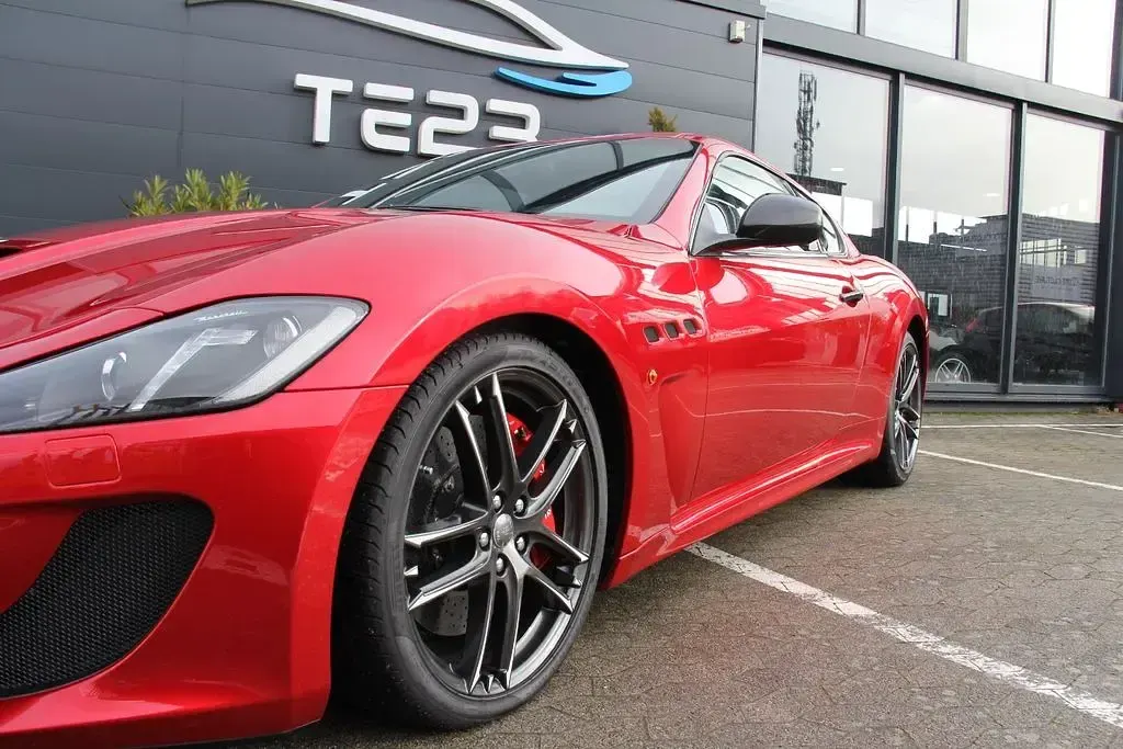 Gebraucht Maserati Granturismo 460 PS (338 kW) 2014 Rot Coupé
