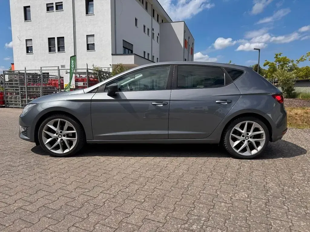 Gebraucht Seat Leon FR 150 PS (110 kW) 2014 Grau Limousine