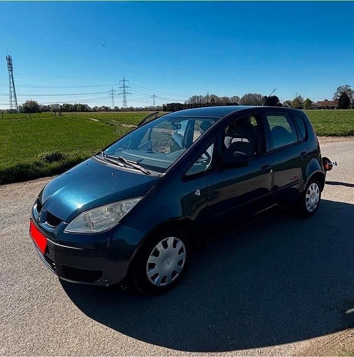 Gebraucht Mitsubishi Colt 75 PS (55 kW) 2006 Blau Kleinwagen