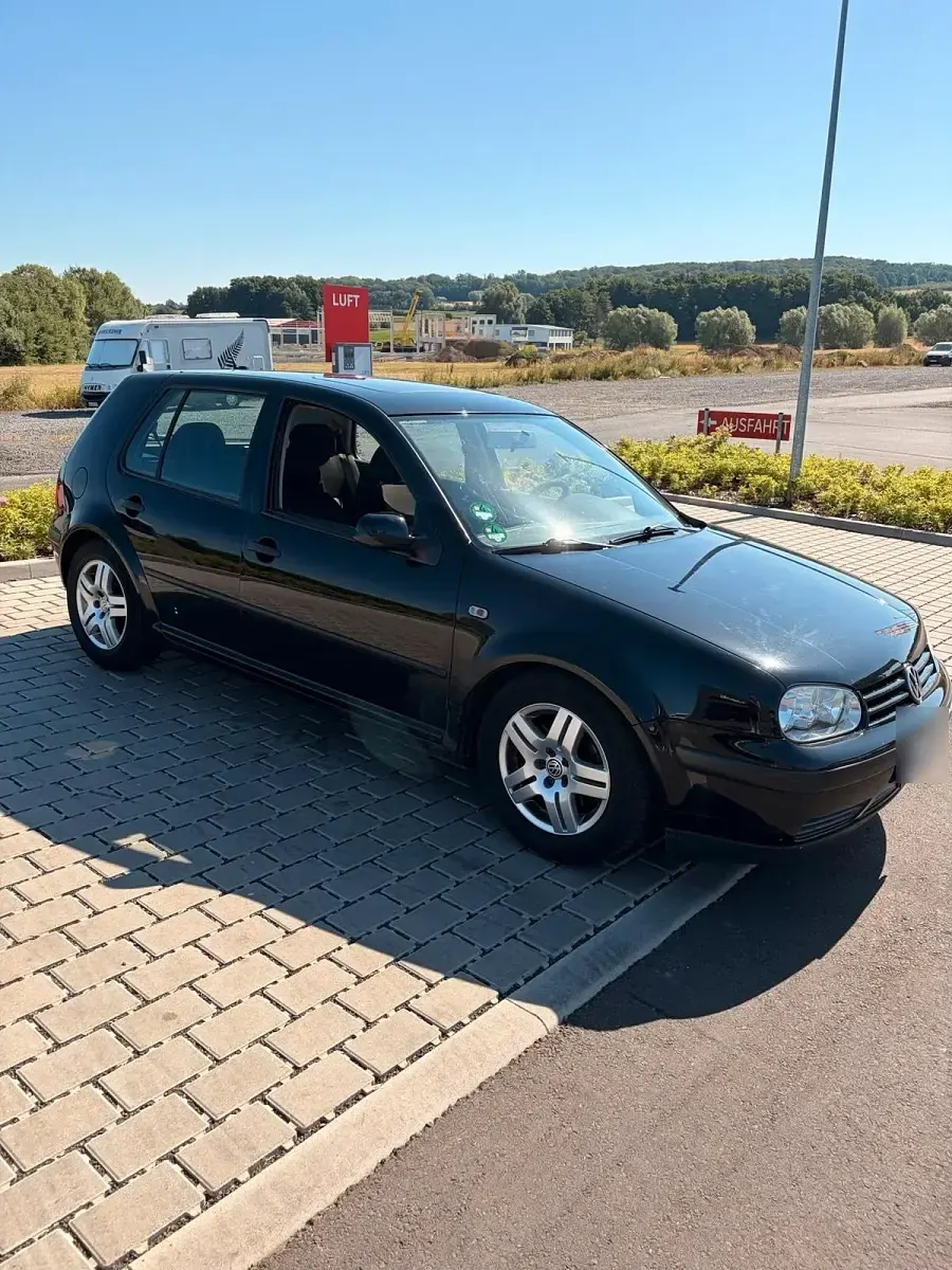 Gebraucht VW Golf IV 115 PS (84 kW) 2002 Schwarz Limousine