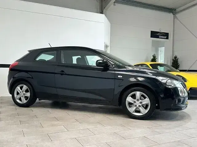 Gebraucht Kia Ceed Edition 7 125 PS (91 kW) 2013 Schwarz Kleinwagen