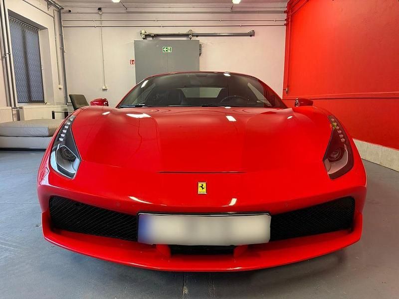 Gebraucht Ferrari 488 670 PS (492 kW) 2018 Rot