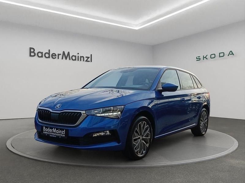 Raceblau metallic Gebraucht 2021 Skoda Scala Ambition Kleinwagen | 16.930 € (Fairer Preis) - Bild 1/4