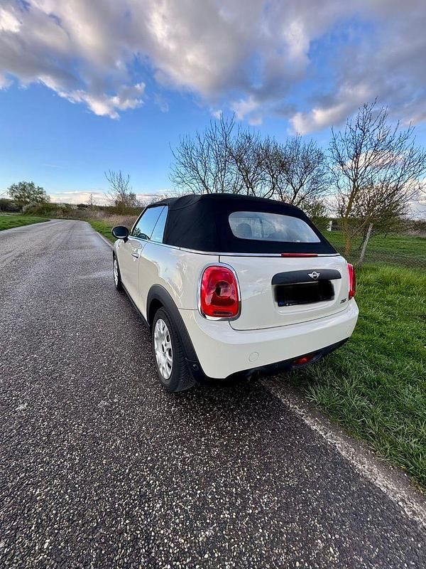 Gebraucht Mini ONE 102 PS (75 kW) 2016 Weiß Kleinwagen