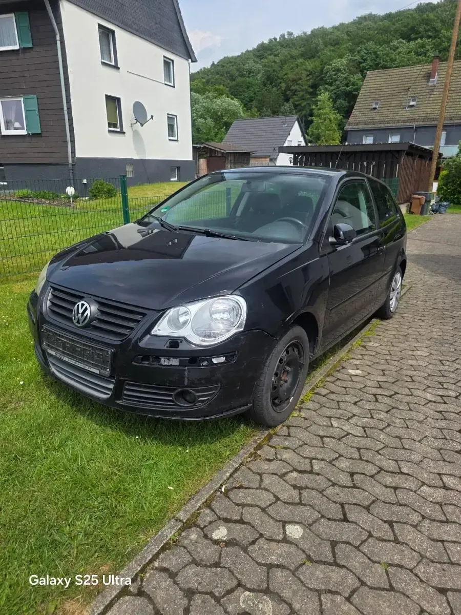 Gebraucht VW Polo 80 PS (58 kW) 2009 Schwarz Kleinwagen
