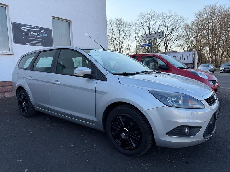 Gebraucht Ford Focus Sport 101 PS (74 kW) 2009 Silber Kombi