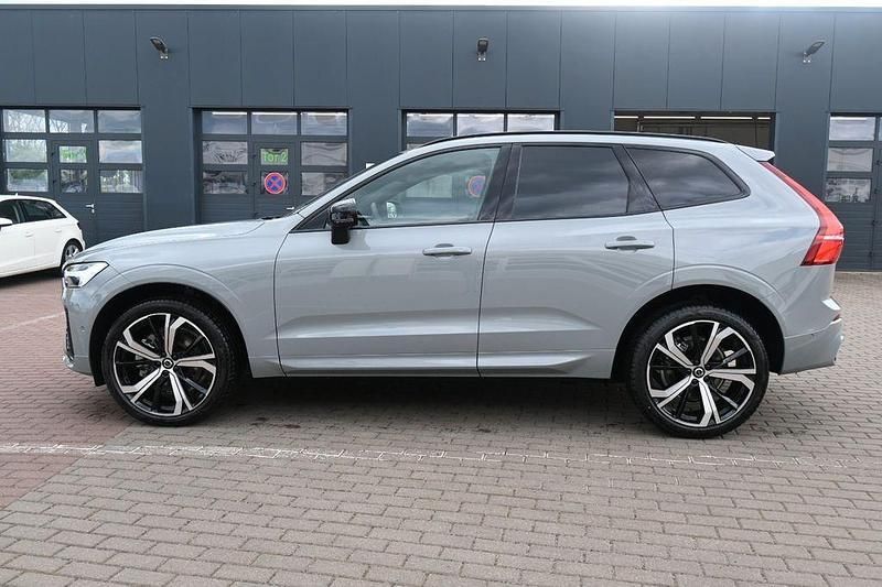 Gebraucht Volvo XC60 Plus 250 PS (183 kW) 2025 Grau SUV