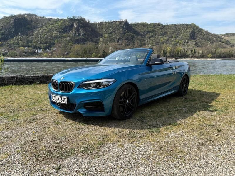 Blau Gebraucht 2020 BMW M240 M Sport Cabrio | 35.900 € (Fairer Preis) - Bild 1/4